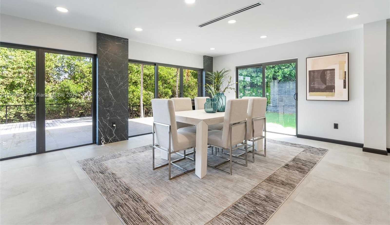 Small Image of 2261 NORTH EAST 192ND ST, Miami Number 7