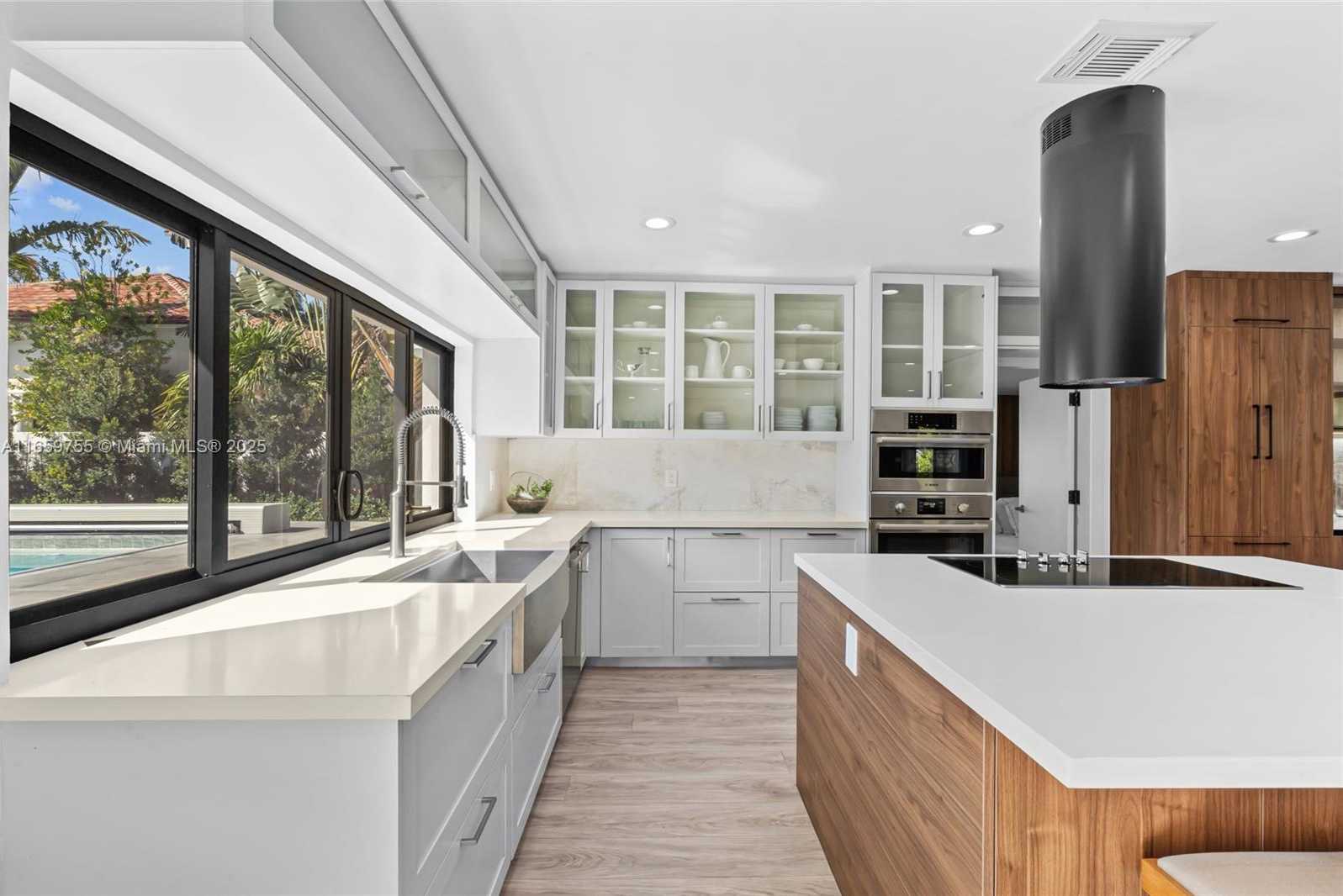 Small Image of 116 WEST 1ST CT, Miami Beach Number 14