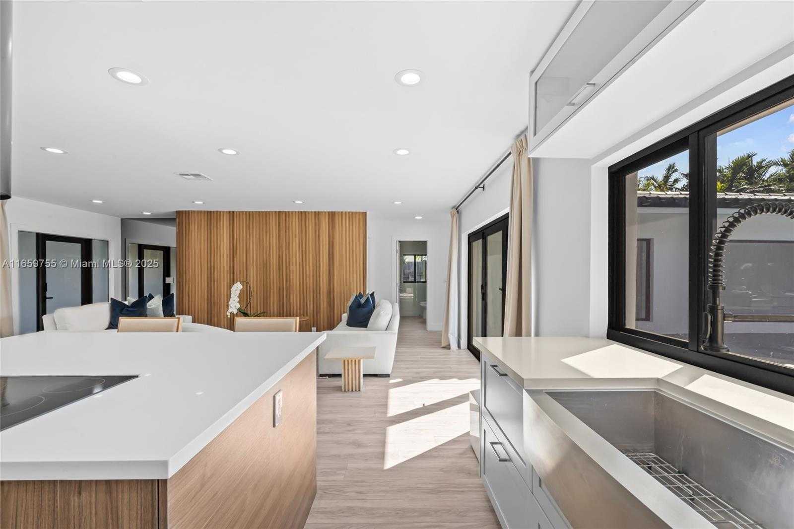 Small Image of 116 WEST 1ST CT, Miami Beach Number 18