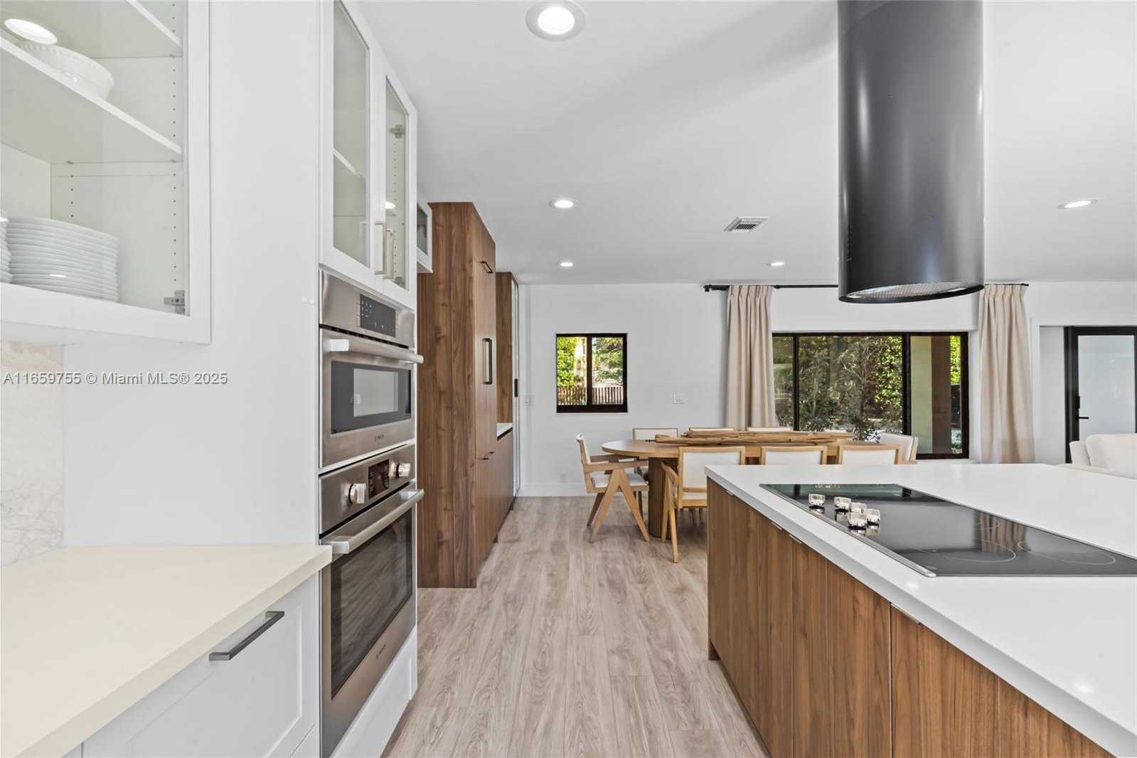 Small Image of 116 WEST 1ST CT, Miami Beach Number 19