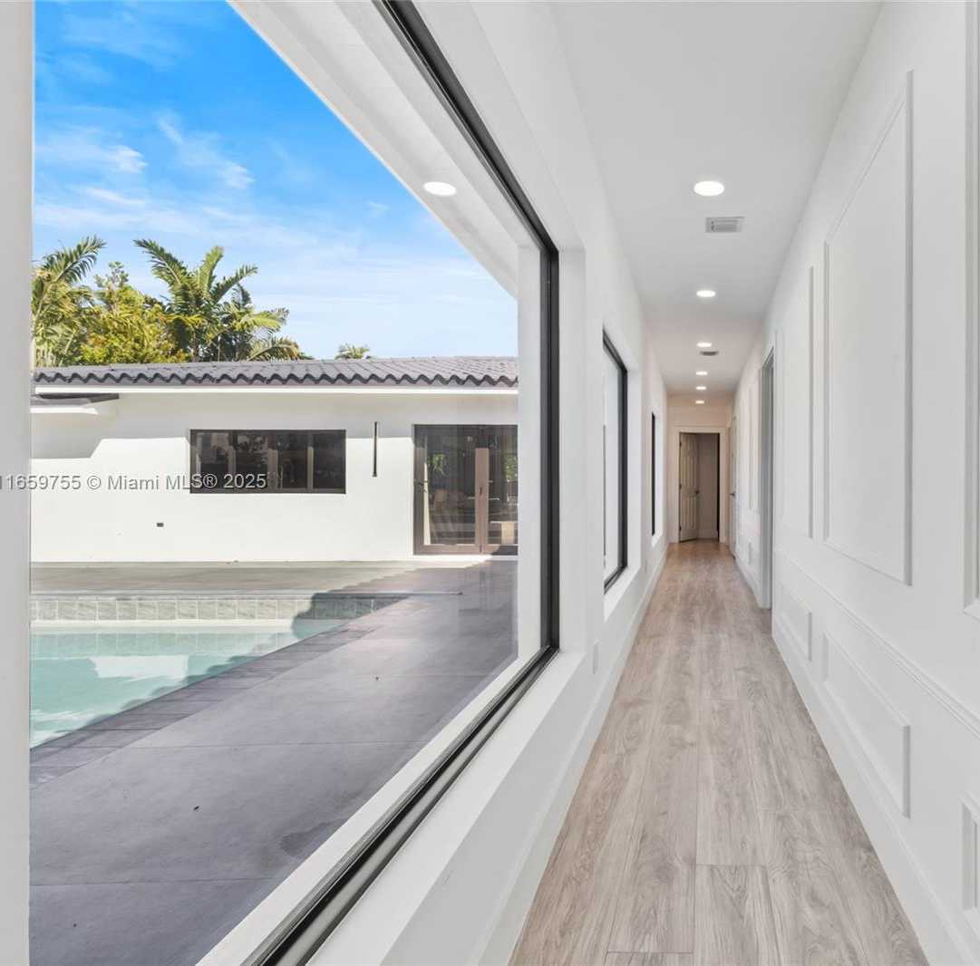 Small Image of 116 WEST 1ST CT, Miami Beach Number 22