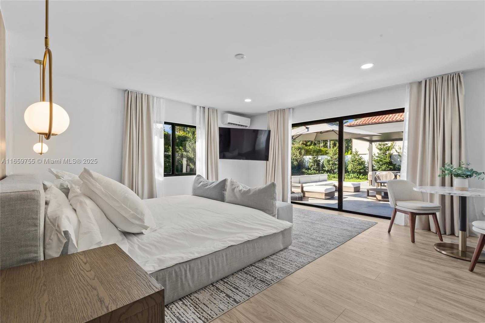Small Image of 116 WEST 1ST CT, Miami Beach Number 24