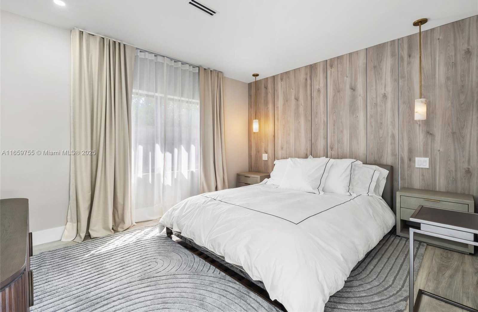 Small Image of 116 WEST 1ST CT, Miami Beach Number 37