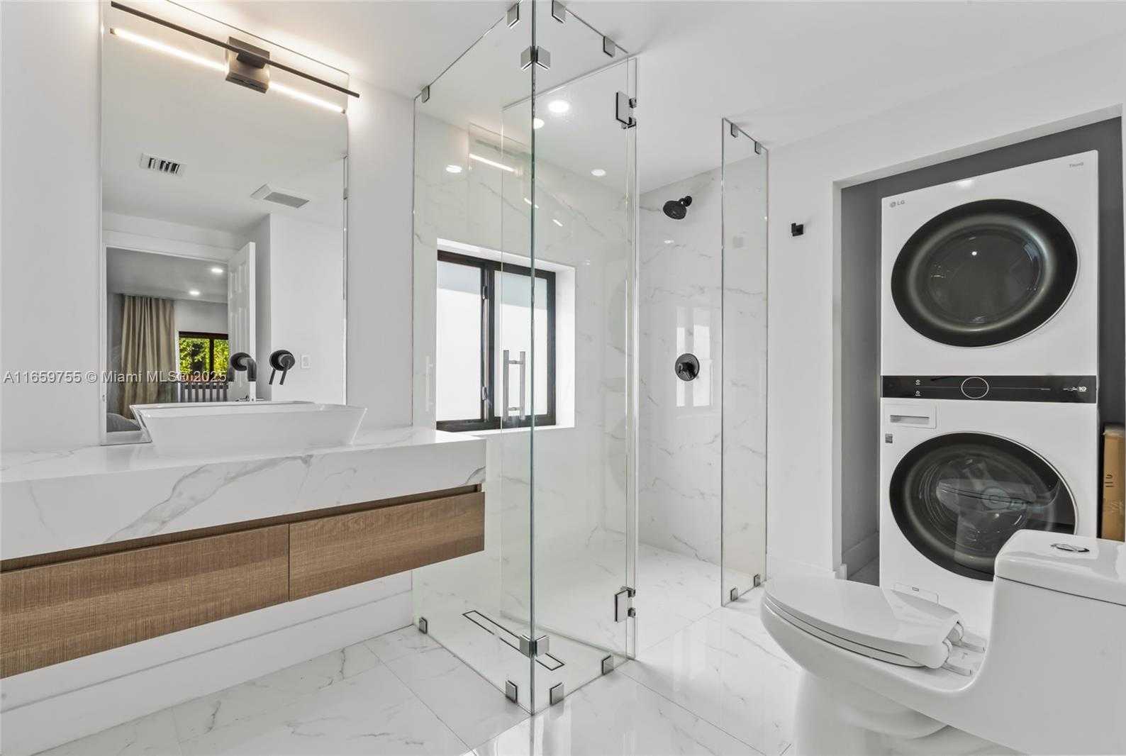 Small Image of 116 WEST 1ST CT, Miami Beach Number 41