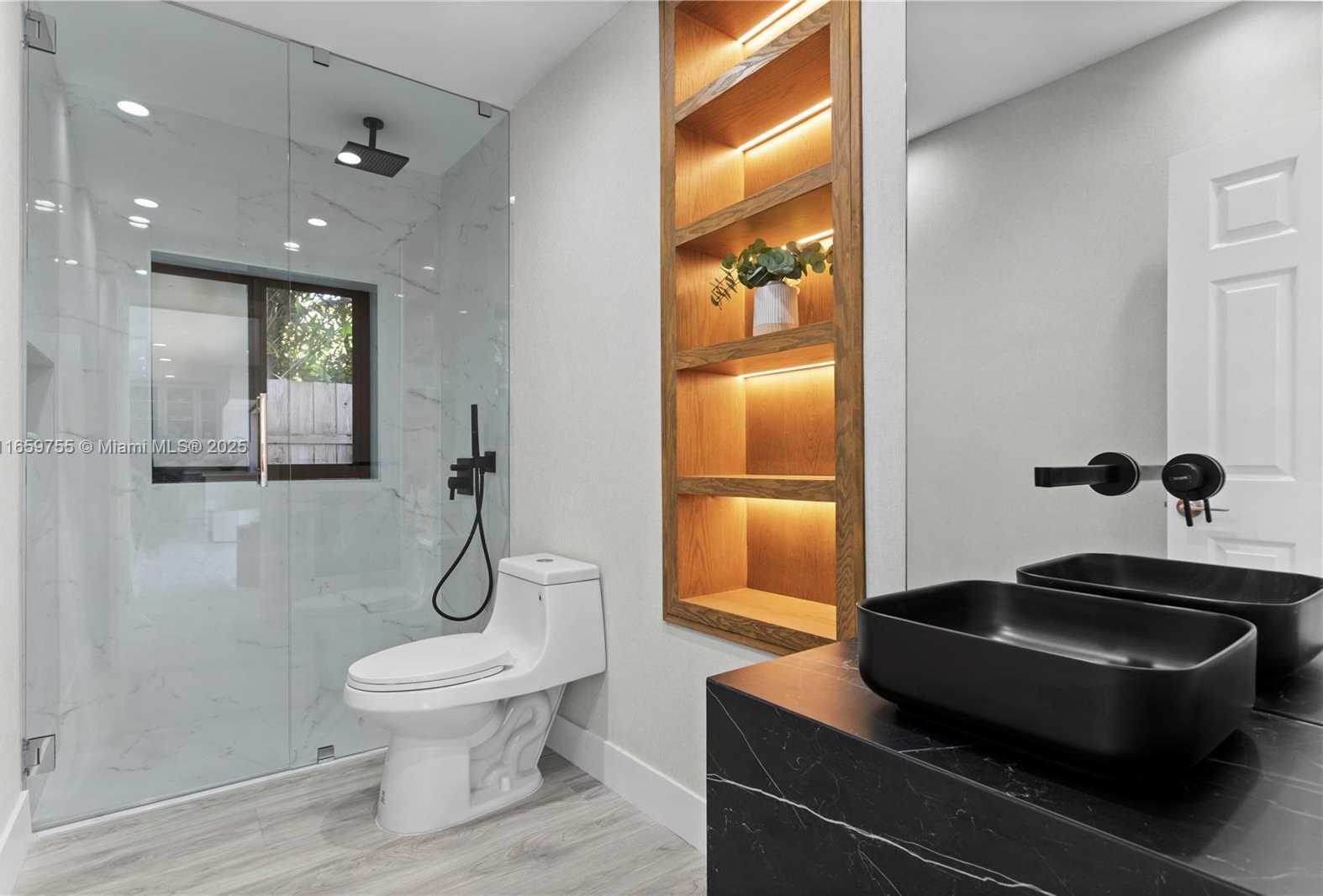 Small Image of 116 WEST 1ST CT, Miami Beach Number 43