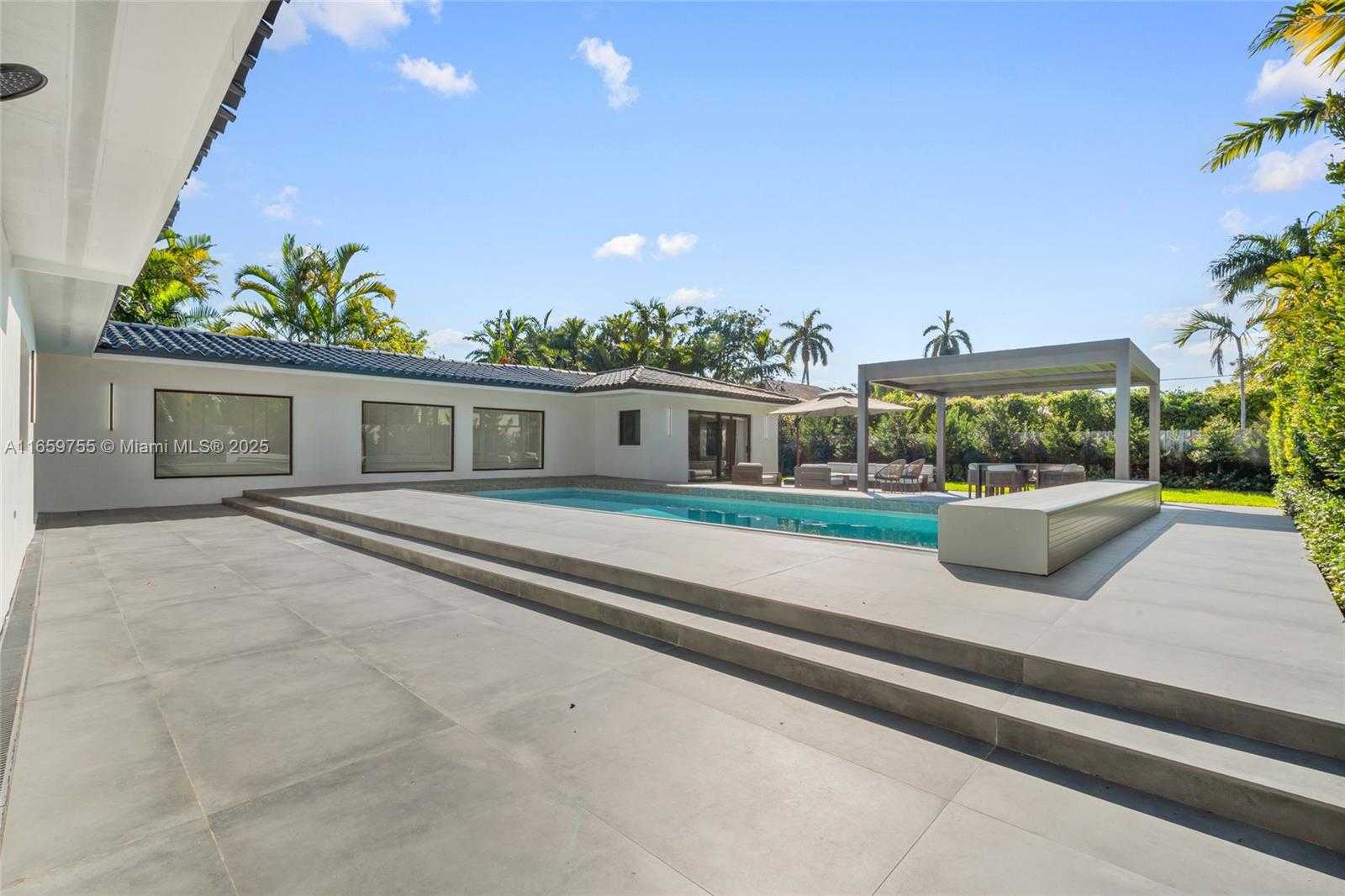Small Image of 116 WEST 1ST CT, Miami Beach Number 45