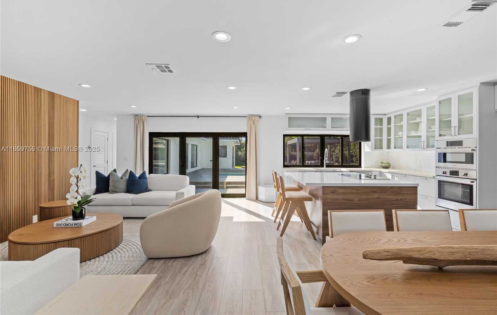 Small Image of 116 WEST 1ST CT, Miami Beach Number 5