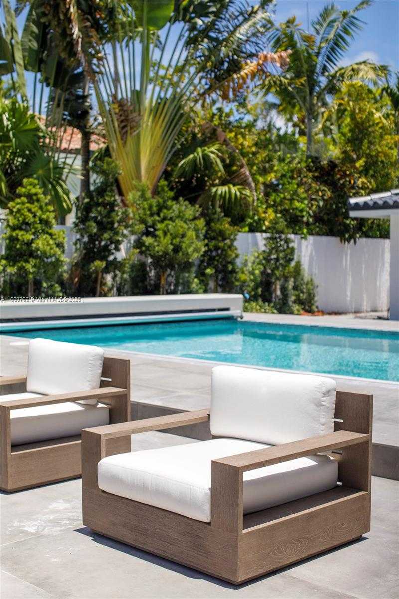 Small Image of 116 WEST 1ST CT, Miami Beach Number 51