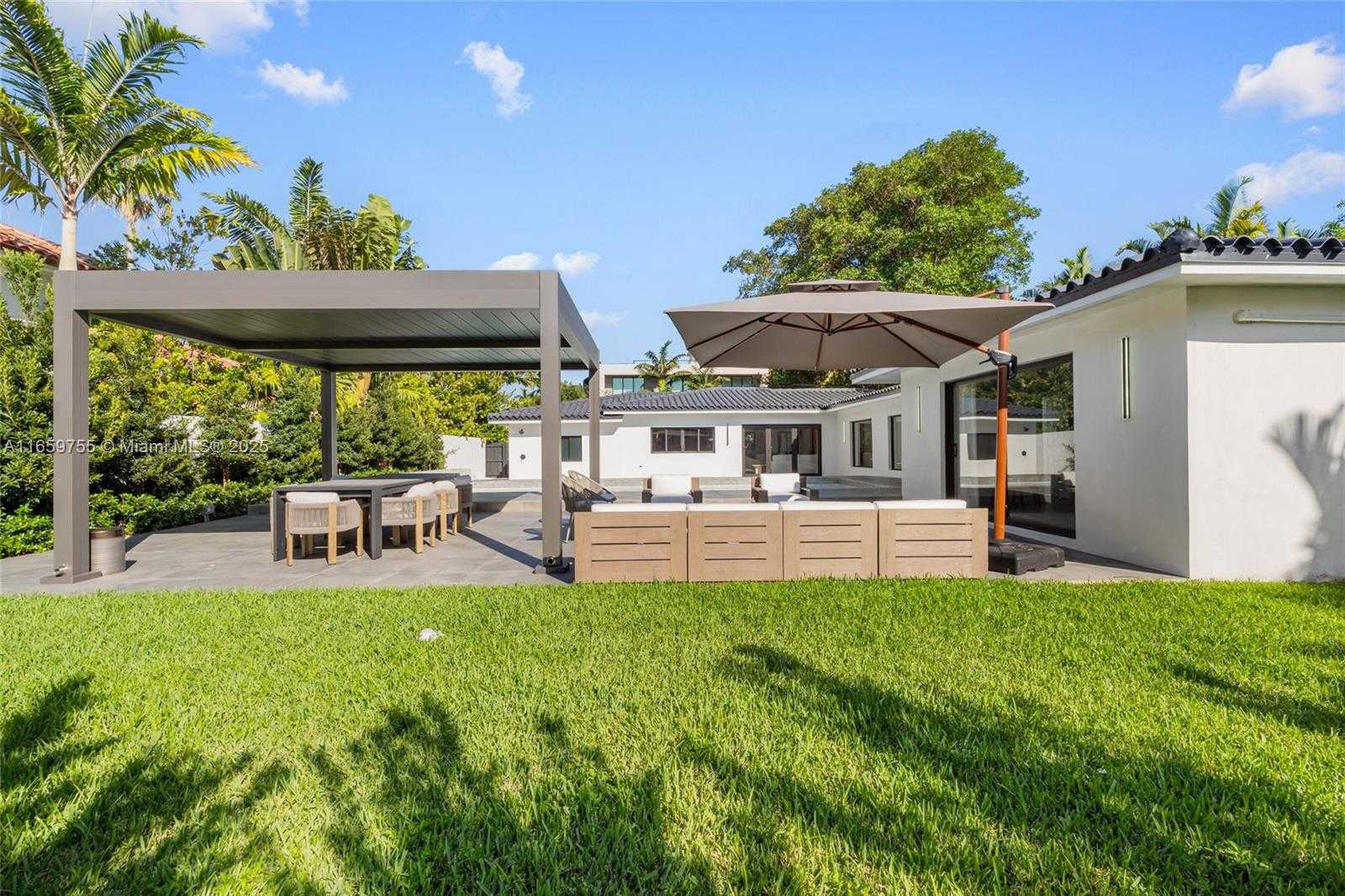 Small Image of 116 WEST 1ST CT, Miami Beach Number 57
