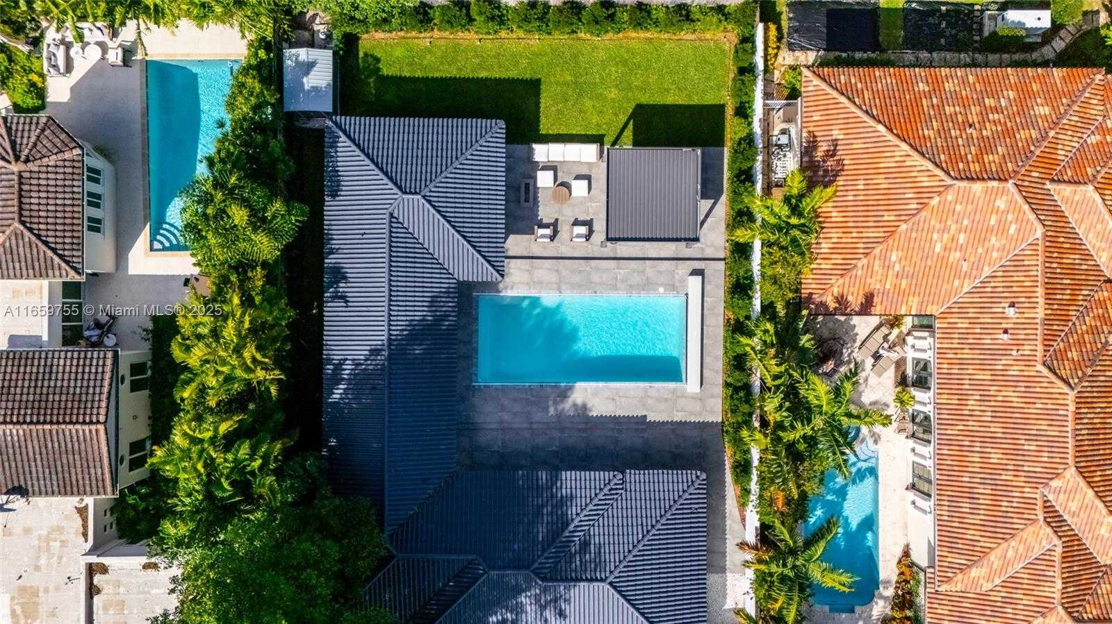Small Image of 116 WEST 1ST CT, Miami Beach Number 64