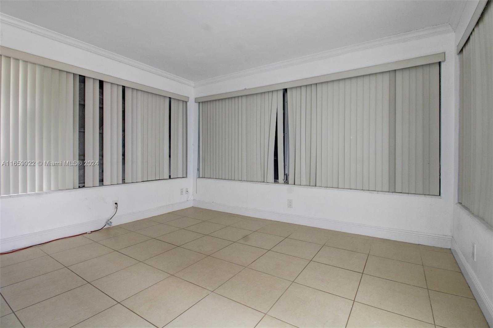 Small Image of 1160 NORTH WEST 79TH TER, Pembroke Pines Number 15