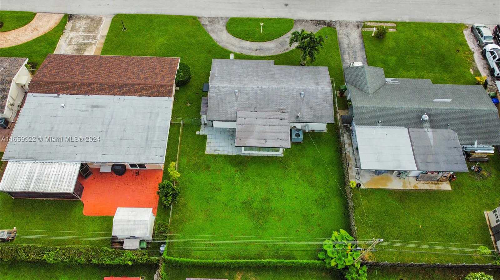 Small Image of 1160 NORTH WEST 79TH TER, Pembroke Pines Number 22