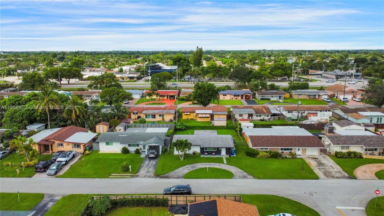 Small Image of 1160 NORTH WEST 79TH TER, Pembroke Pines Number 24