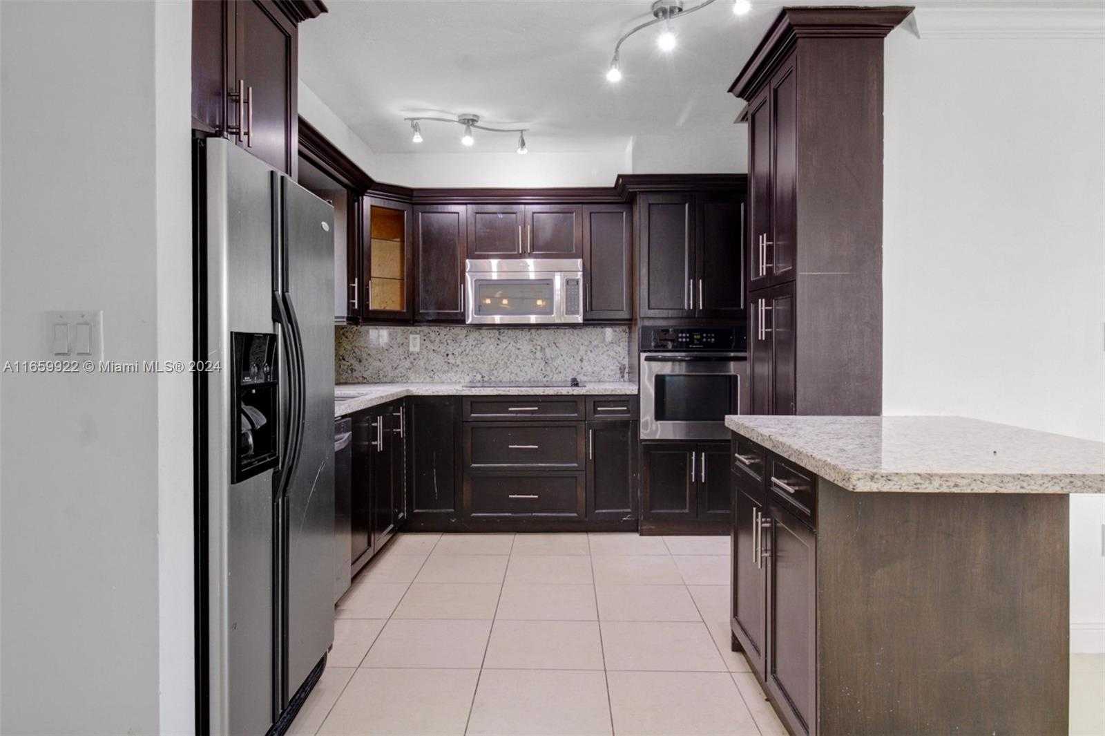 Small Image of 1160 NORTH WEST 79TH TER, Pembroke Pines Number 3