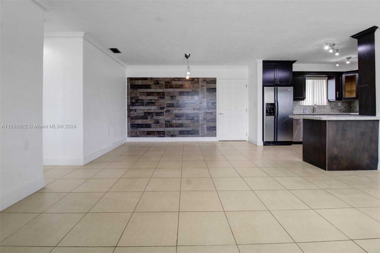 Small Image of 1160 NORTH WEST 79TH TER, Pembroke Pines Number 8