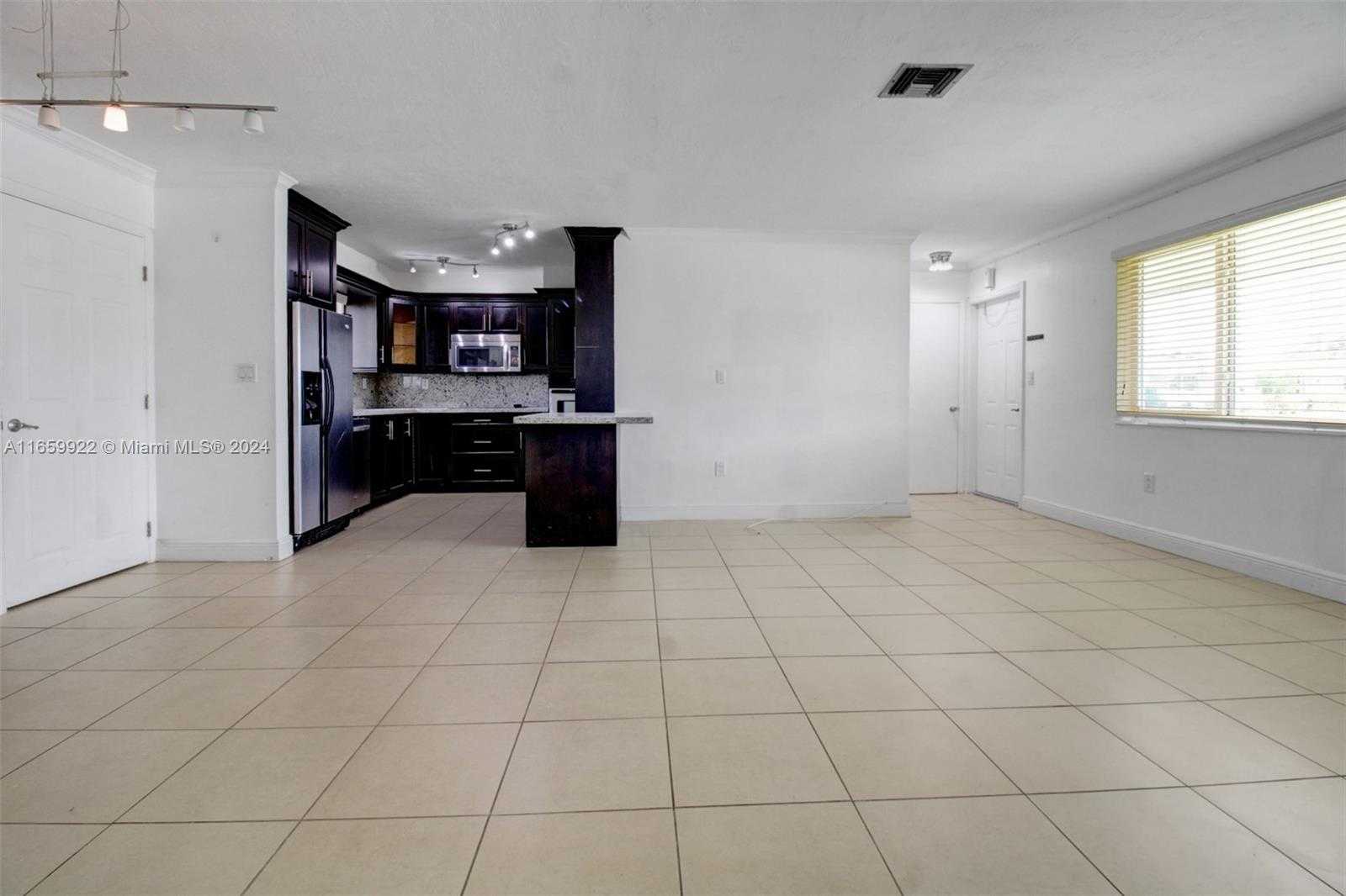 Small Image of 1160 NORTH WEST 79TH TER, Pembroke Pines Number 9