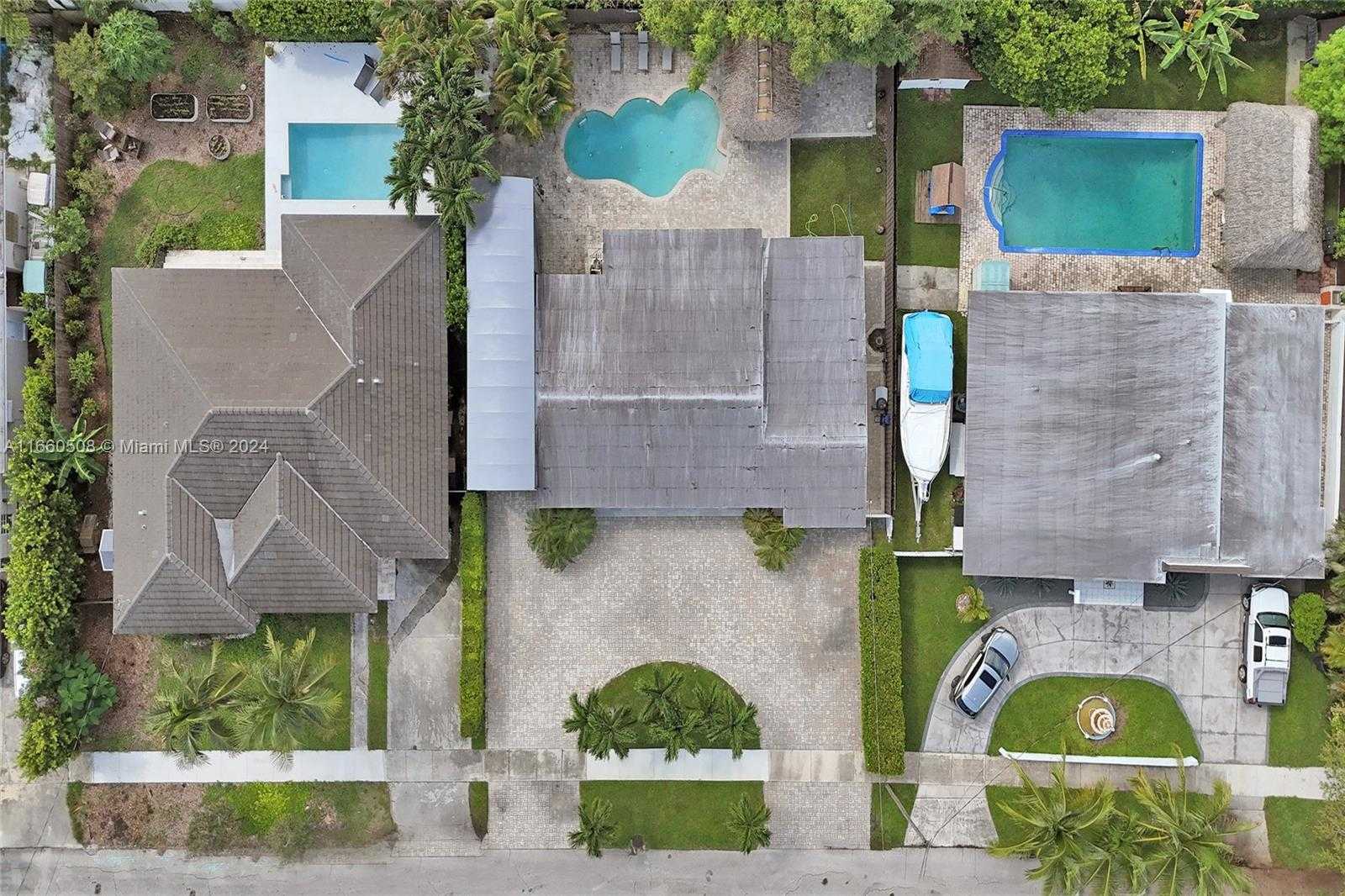 Small Image of 1910 NORTH HIBISCUS DR, North Miami Number 49