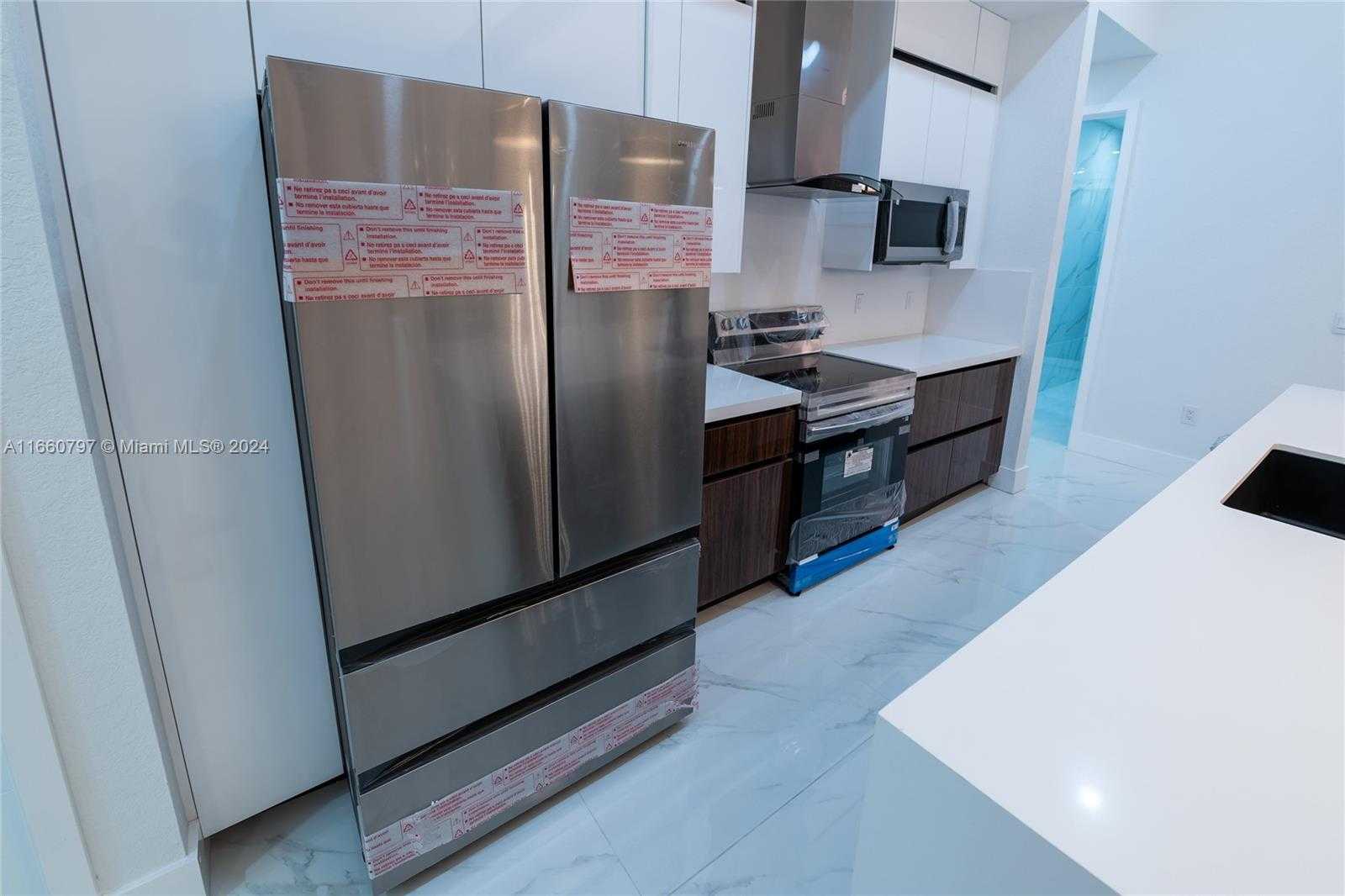 Small Image of 1528 SOUTH WEST 15TH AVE, Cape Coral Number 17