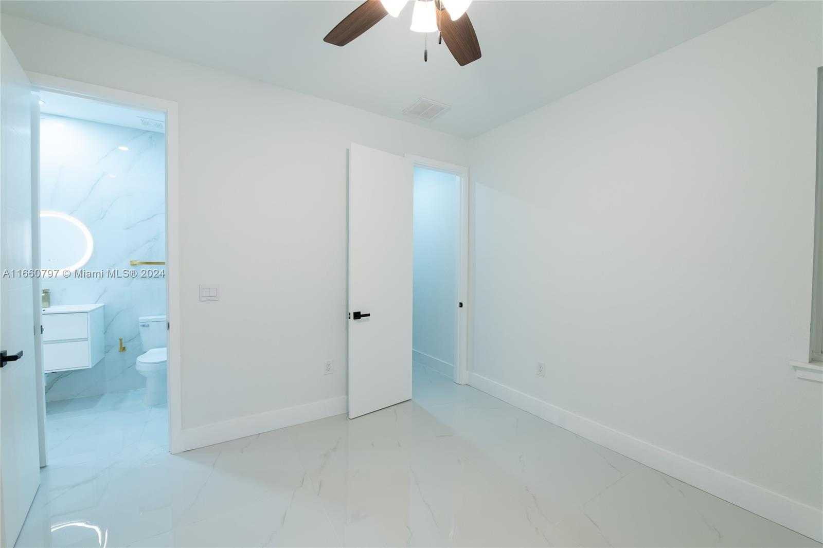 Small Image of 1528 SOUTH WEST 15TH AVE, Cape Coral Number 41