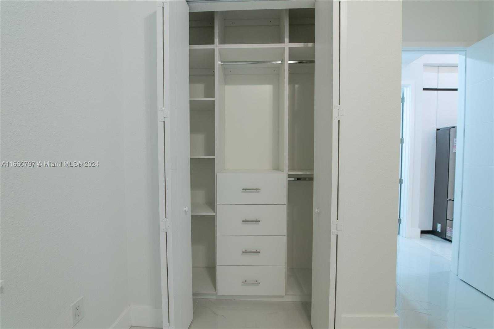 Small Image of 1528 SOUTH WEST 15TH AVE, Cape Coral Number 50