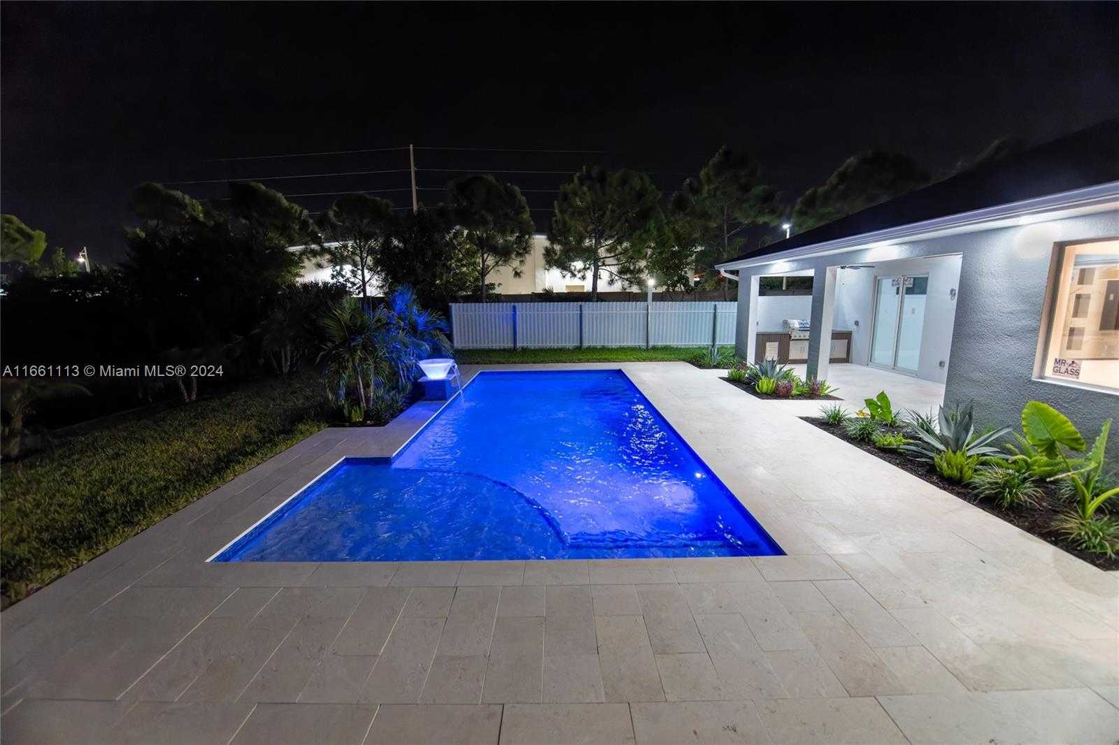 Small Image of 13 SOUTH WEST 21ST ST, Cape Coral Number 49