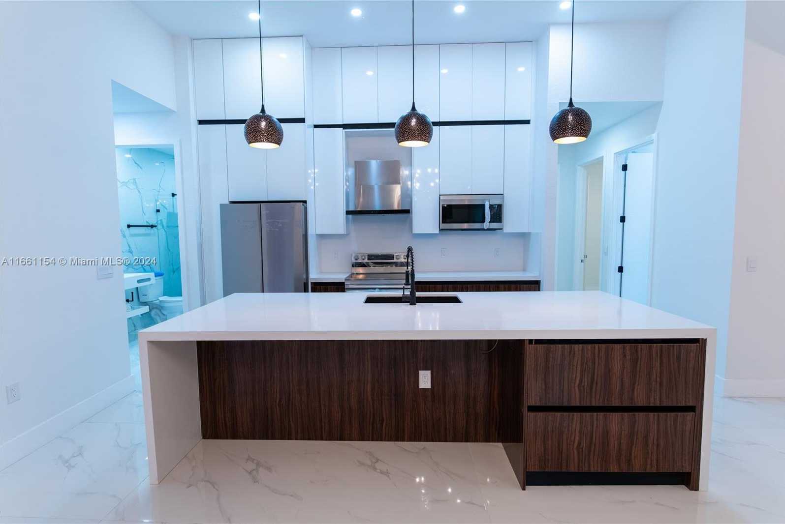 Small Image of 334 SOUTH WEST 21ST TERR, Cape Coral Number 10