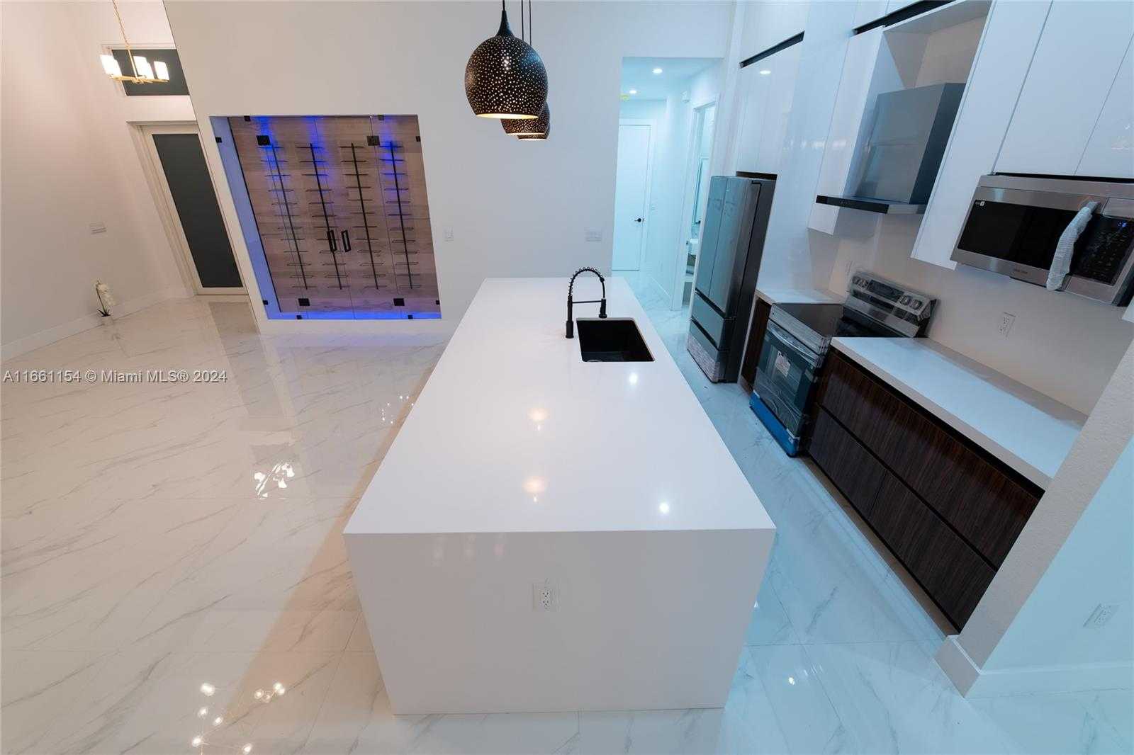 Small Image of 334 SOUTH WEST 21ST TERR, Cape Coral Number 14