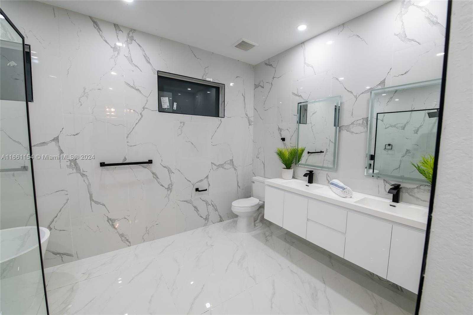 Small Image of 334 SOUTH WEST 21ST TERR, Cape Coral Number 26