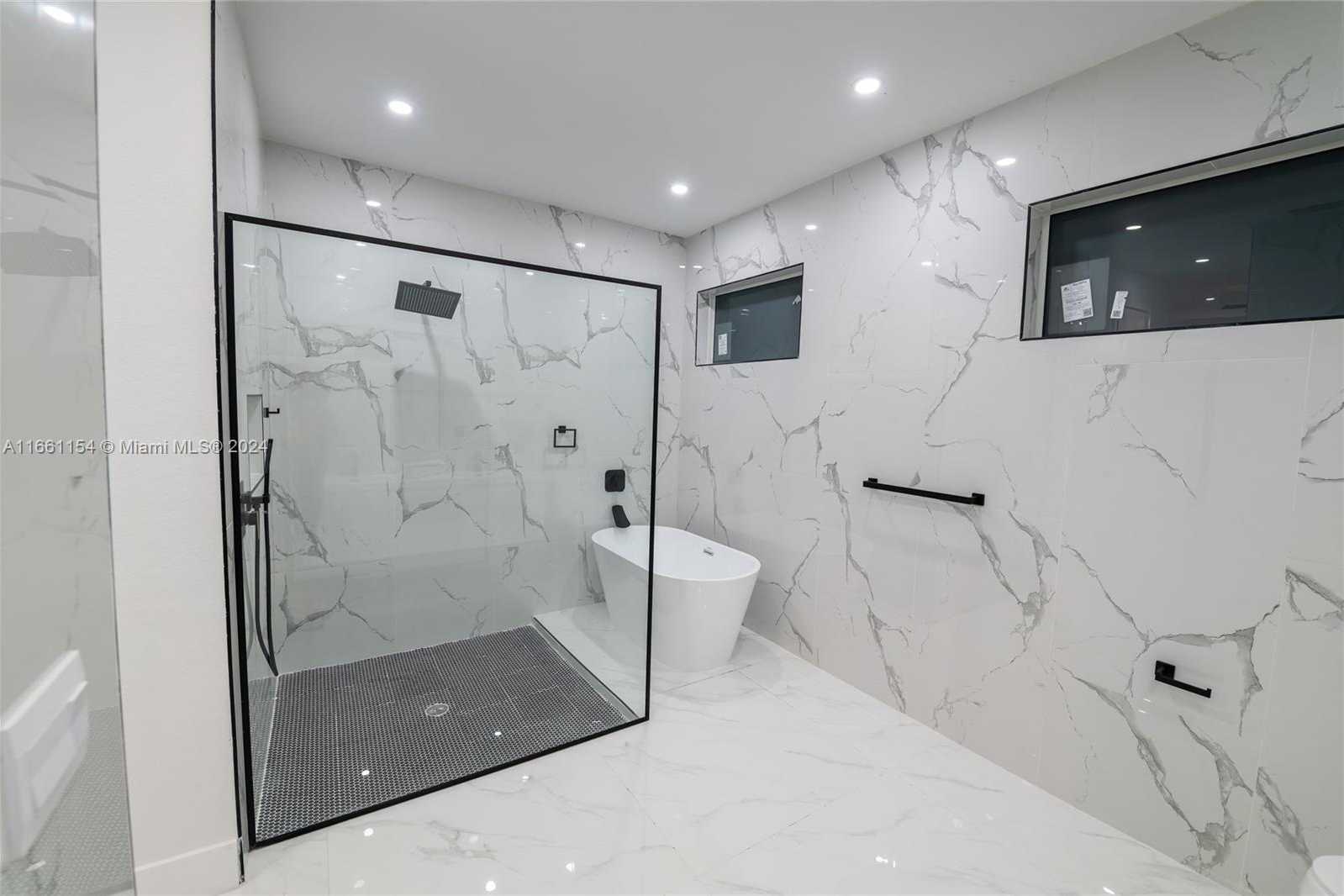 Small Image of 334 SOUTH WEST 21ST TERR, Cape Coral Number 28