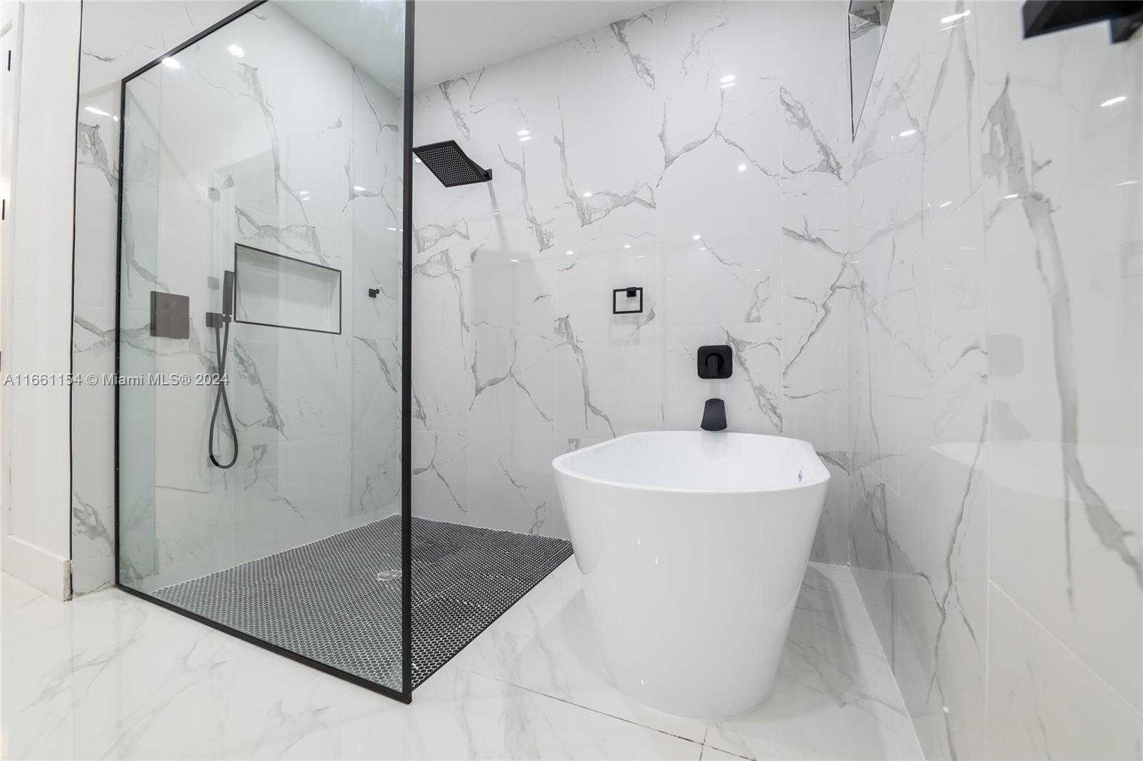 Small Image of 334 SOUTH WEST 21ST TERR, Cape Coral Number 30