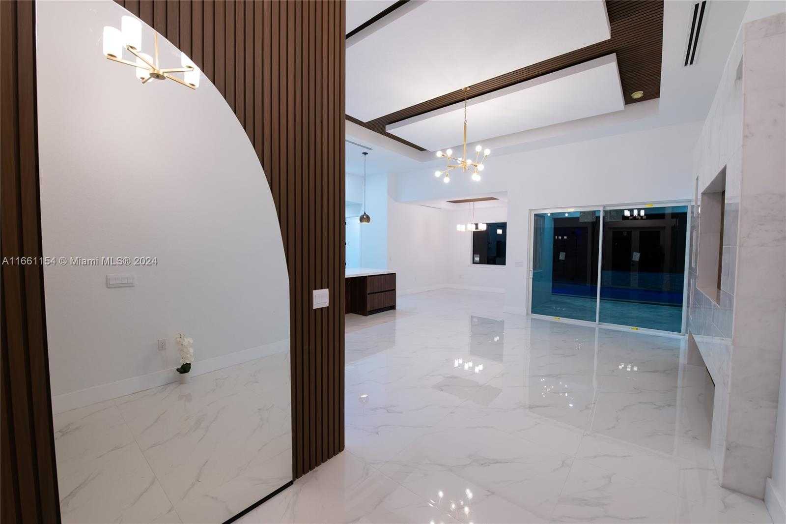 Small Image of 334 SOUTH WEST 21ST TERR, Cape Coral Number 5