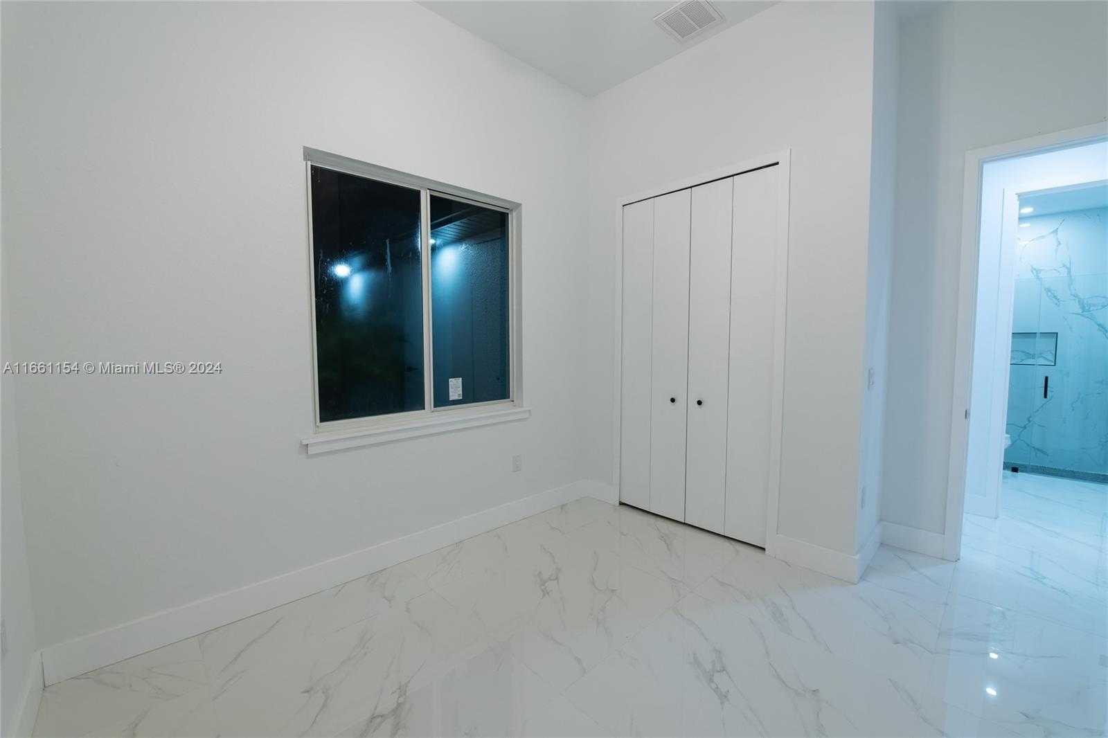 Small Image of 334 SOUTH WEST 21ST TERR, Cape Coral Number 50