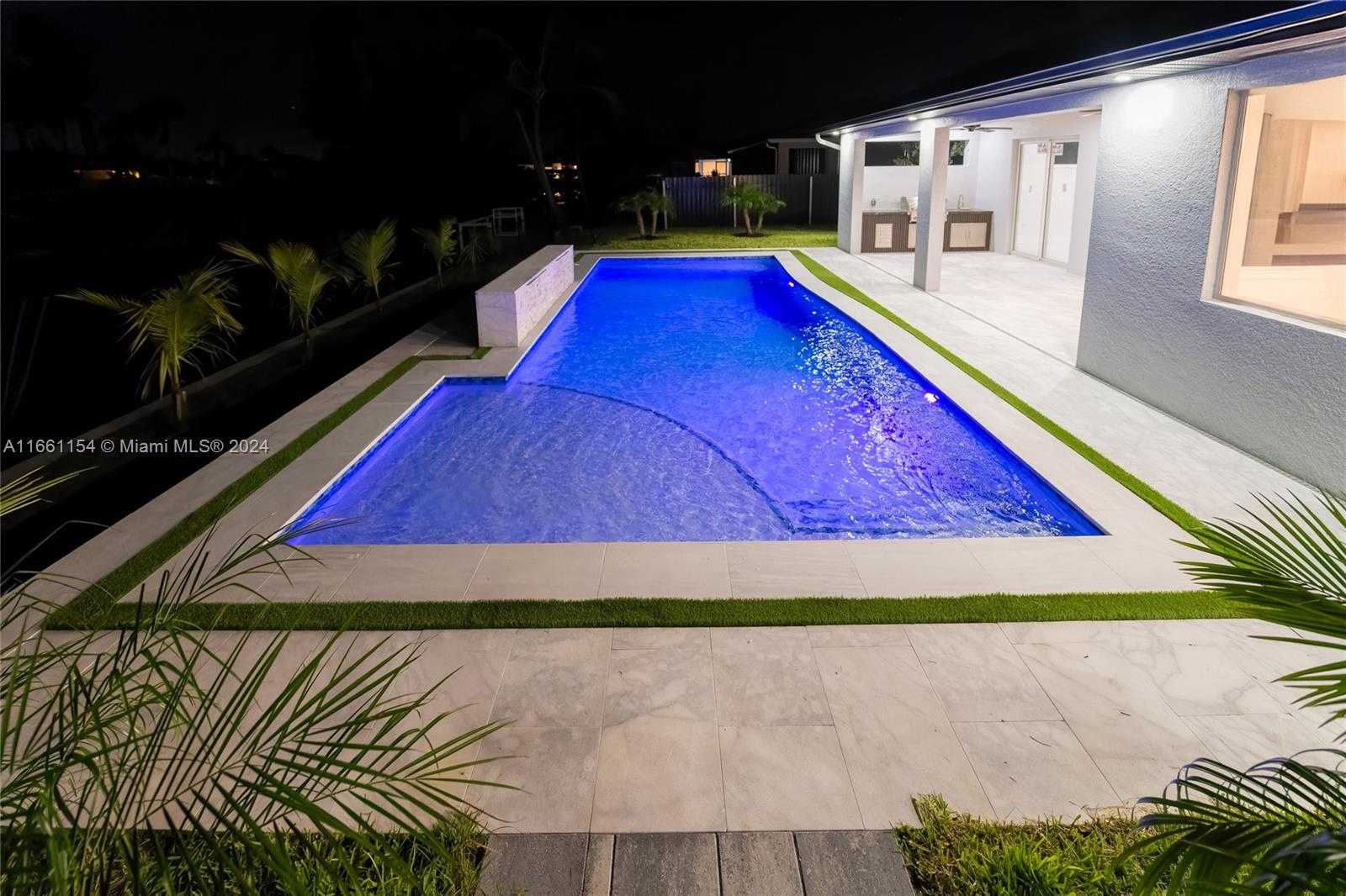 Small Image of 334 SOUTH WEST 21ST TERR, Cape Coral Number 64