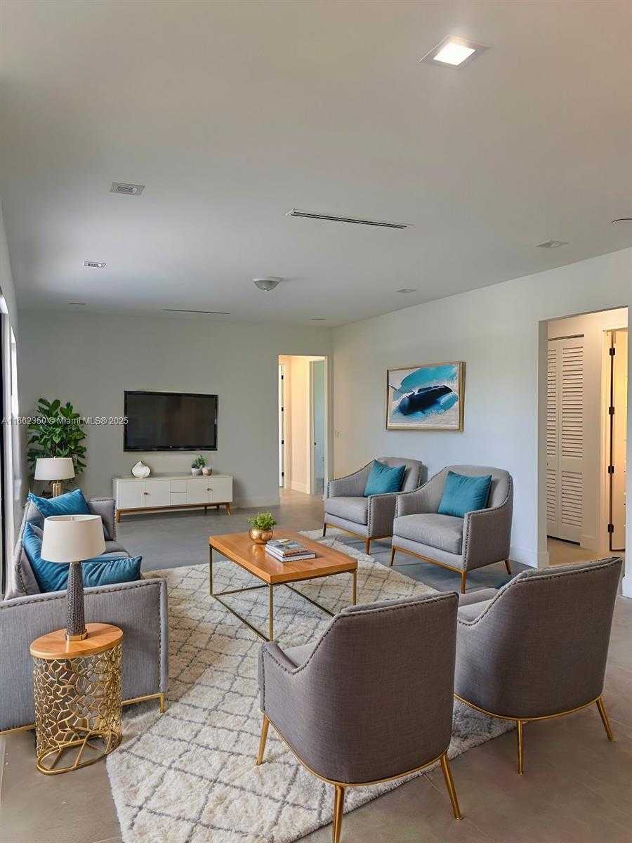 Small Image of 24440 SOUTH WEST 209TH PL, Homestead Number 9