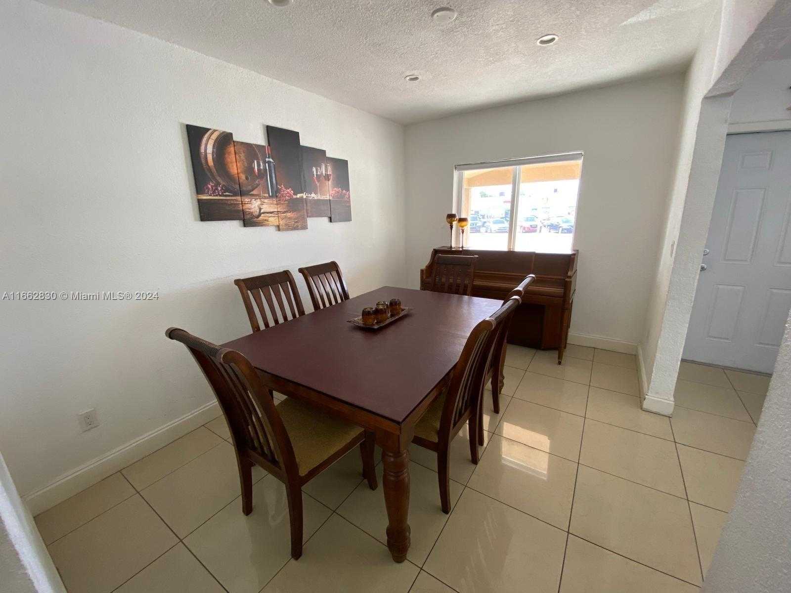 Small Image of 10 WEST 53RD TER, Hialeah Number 15