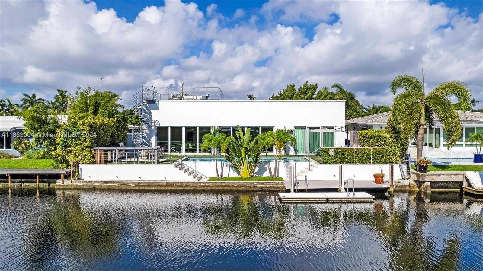 Small Image of 2112 NORTH EAST 17TH AVE, Wilton Manors Number 2