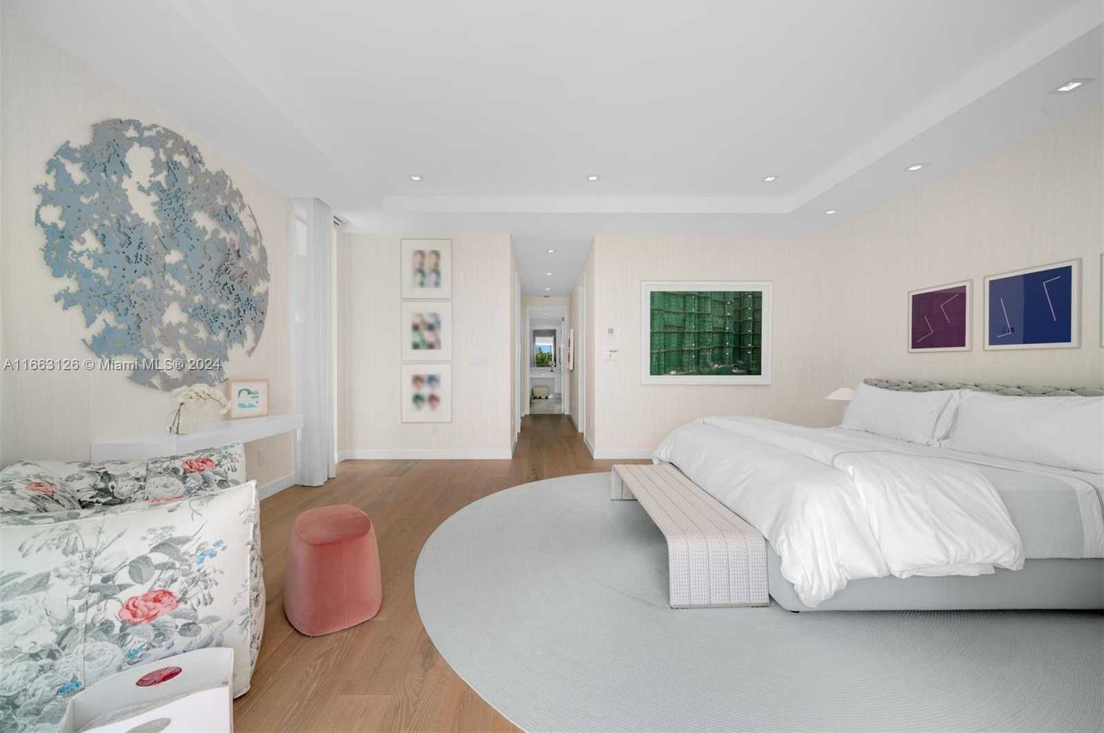 Small Image of 5327 NORTH BAY RD, Miami Beach Number 21