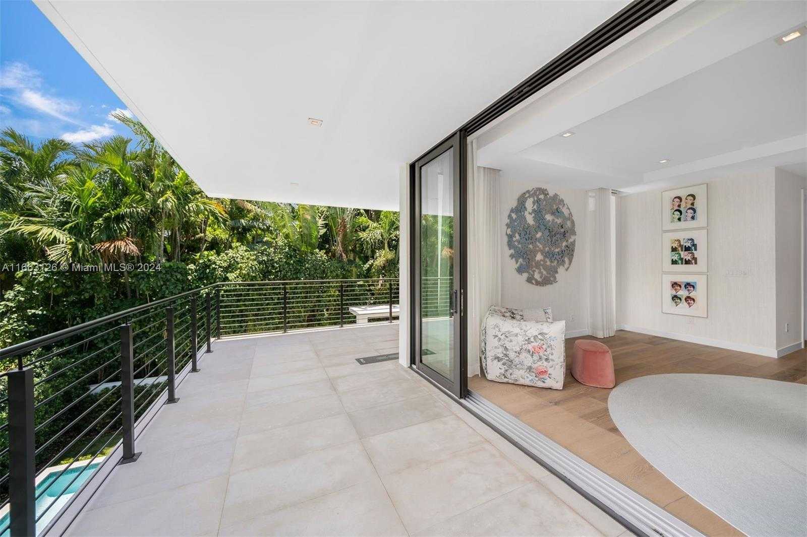 Small Image of 5327 NORTH BAY RD, Miami Beach Number 22