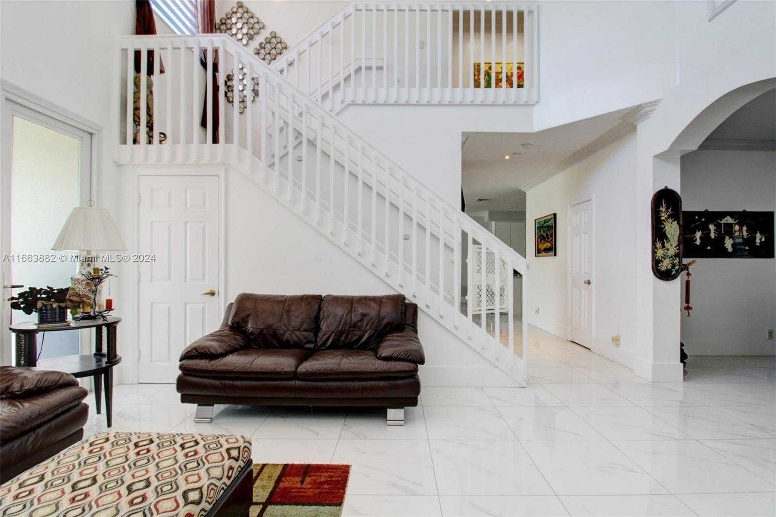Small Image of 18901 SOUTH WEST 15TH ST, Pembroke Pines Number 10