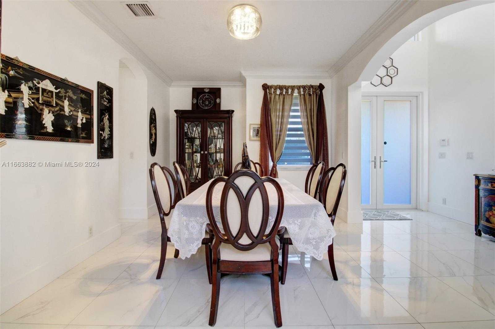 Small Image of 18901 SOUTH WEST 15TH ST, Pembroke Pines Number 13