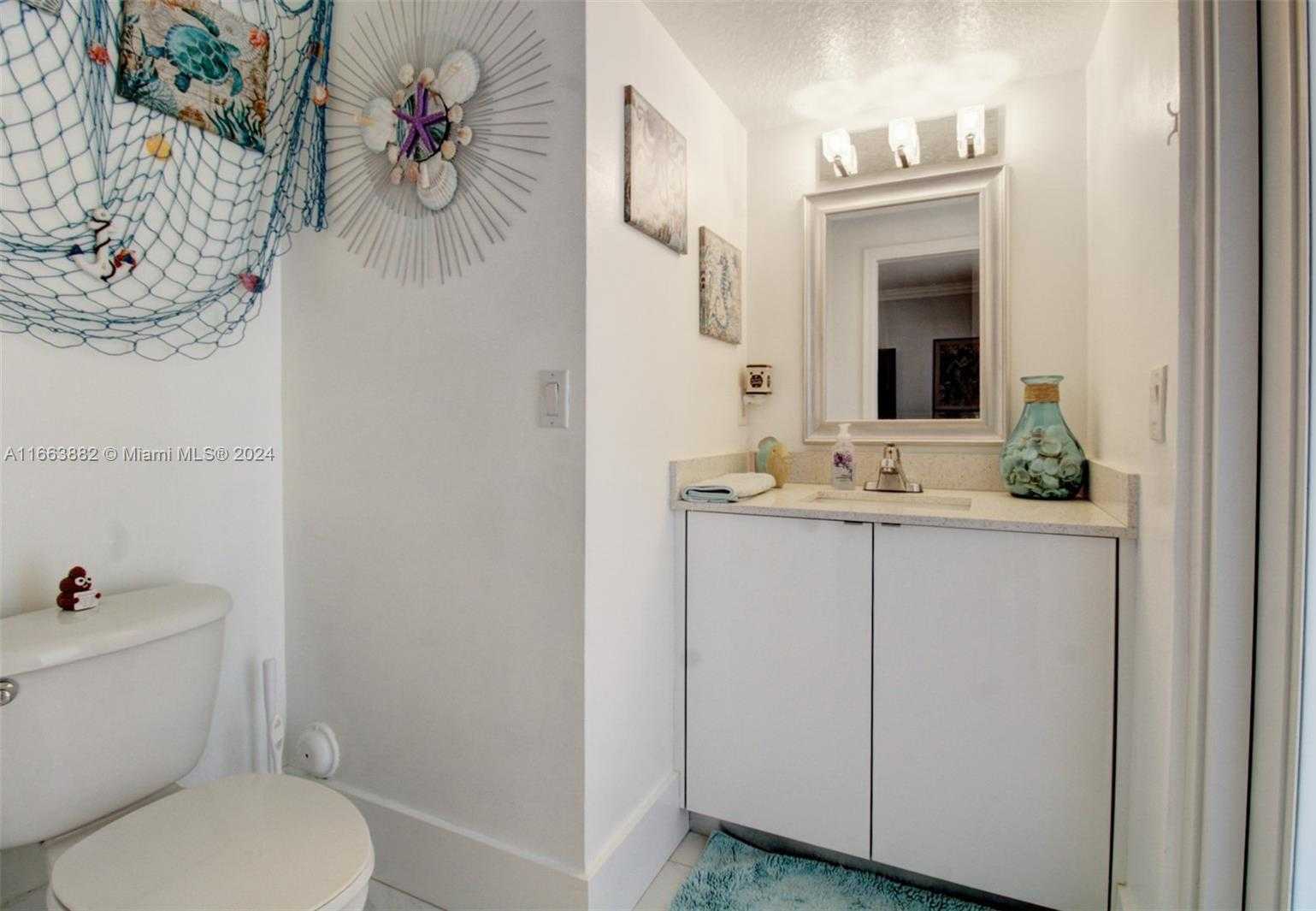 Small Image of 18901 SOUTH WEST 15TH ST, Pembroke Pines Number 25