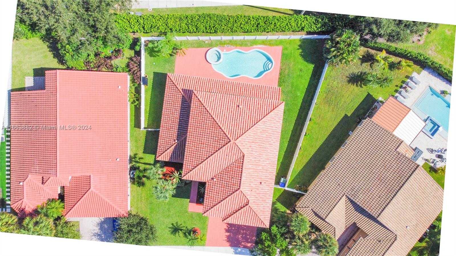 Small Image of 18901 SOUTH WEST 15TH ST, Pembroke Pines Number 4