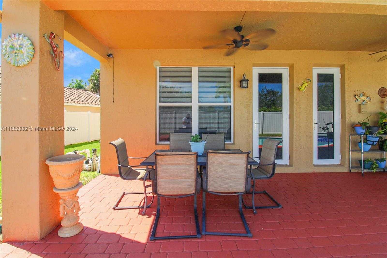 Small Image of 18901 SOUTH WEST 15TH ST, Pembroke Pines Number 44