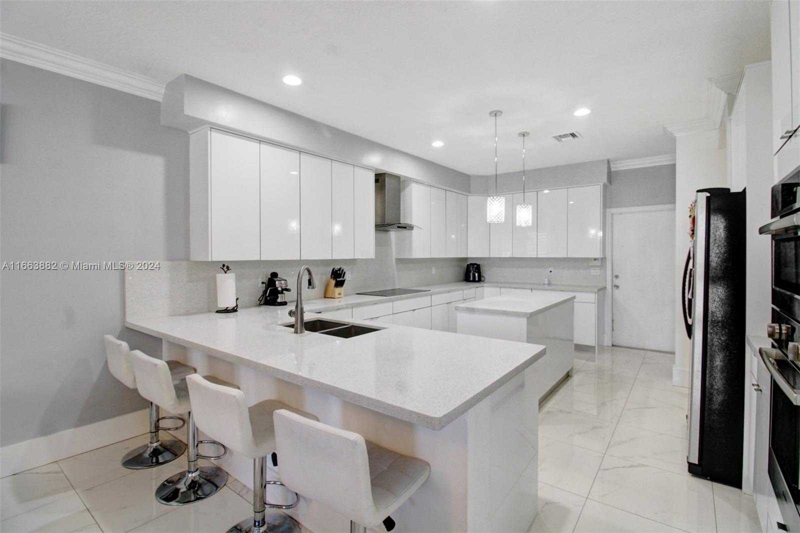 Small Image of 18901 SOUTH WEST 15TH ST, Pembroke Pines Number 7