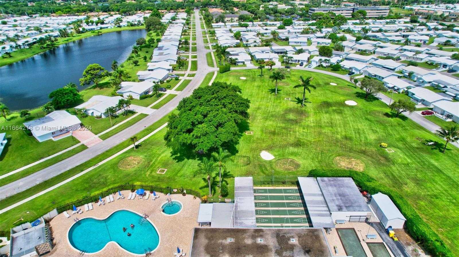 Small Image of 1507 SOUTH WEST 20TH ST, Boynton Beach Number 22