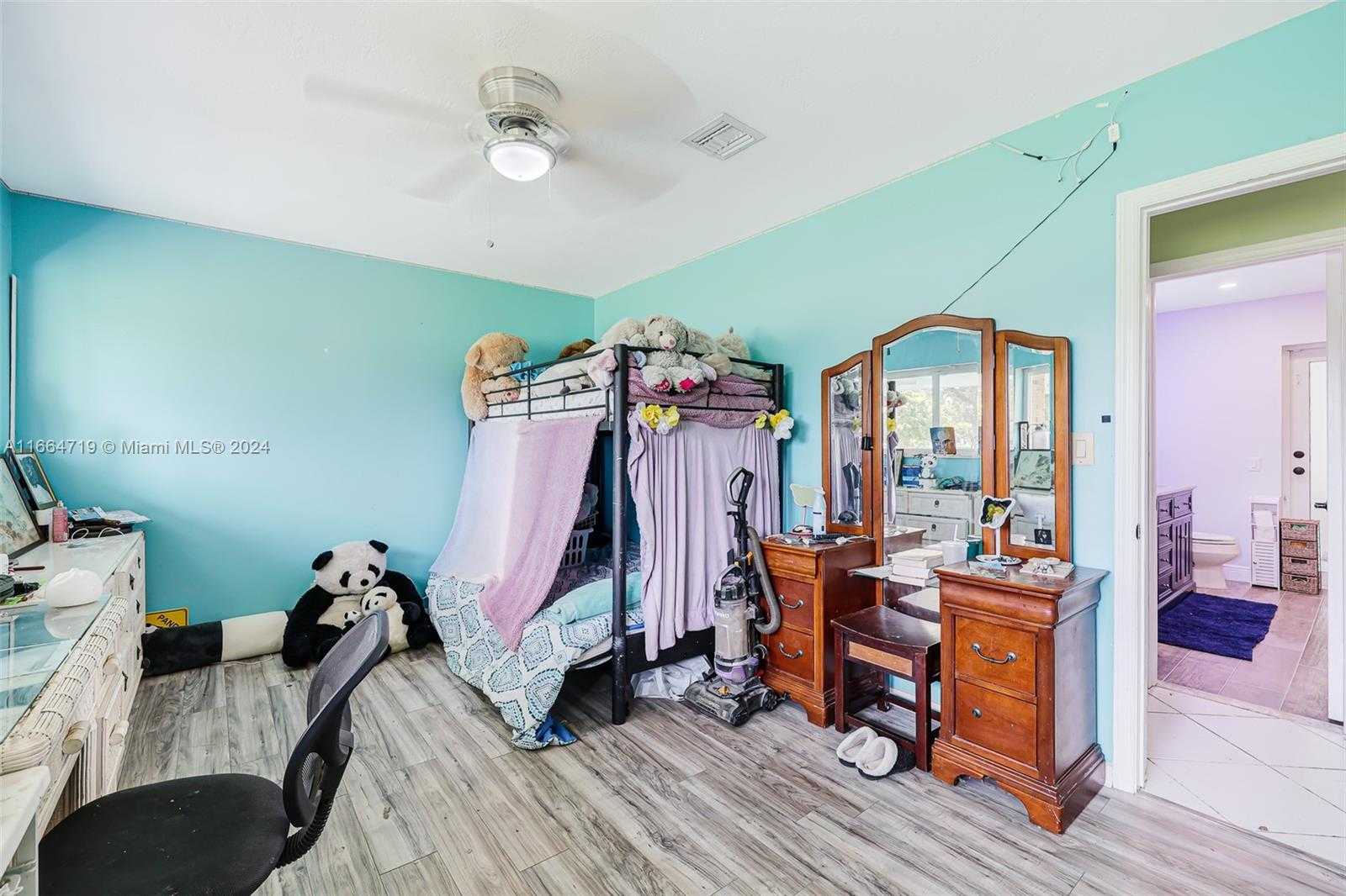 Small Image of 17421 SOUTH WEST 300TH ST, Homestead Number 28
