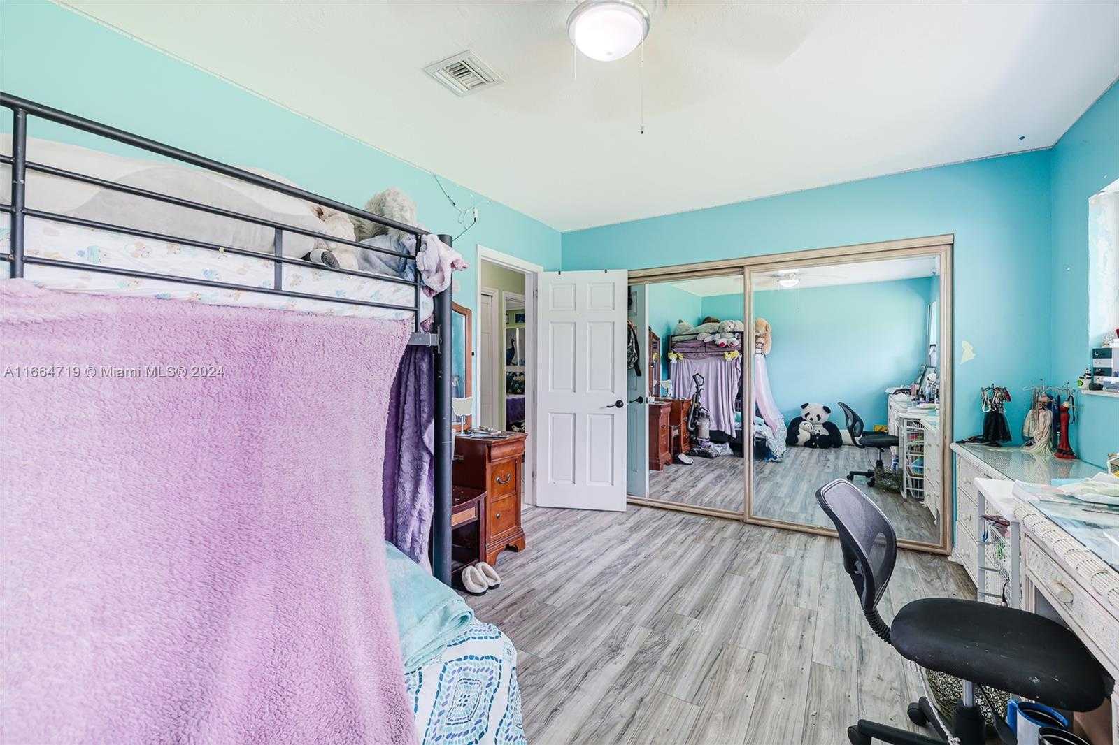 Small Image of 17421 SOUTH WEST 300TH ST, Homestead Number 29
