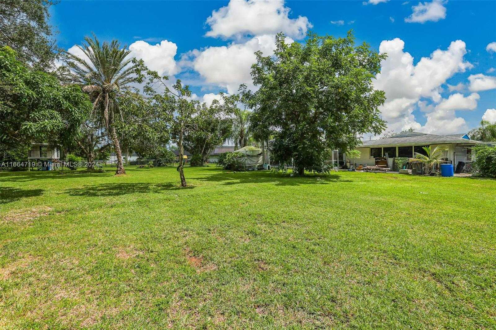 Small Image of 17421 SOUTH WEST 300TH ST, Homestead Number 50