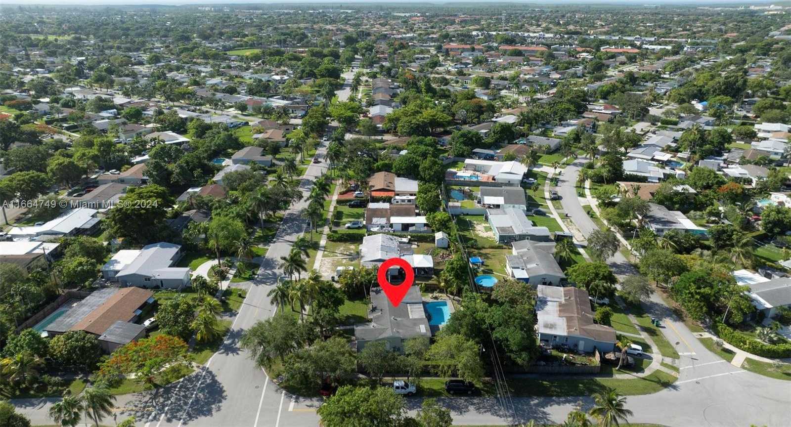 Small Image of 19700 FRANJO, Cutler Bay Number 32
