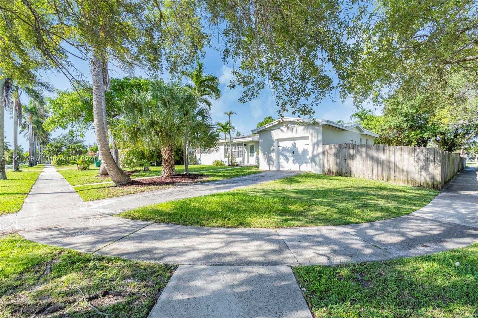 Small Image of 19700 FRANJO, Cutler Bay Number 6